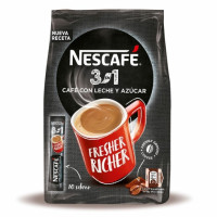 Café soluble con leche y azúcar 3 en 1 Nestlé pack de 10 sobres de 16 g.