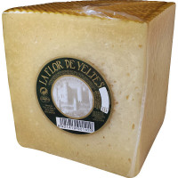 LA FLOR DE YELTES queso curado de oveja elaborado con leche cruda pieza 700 g